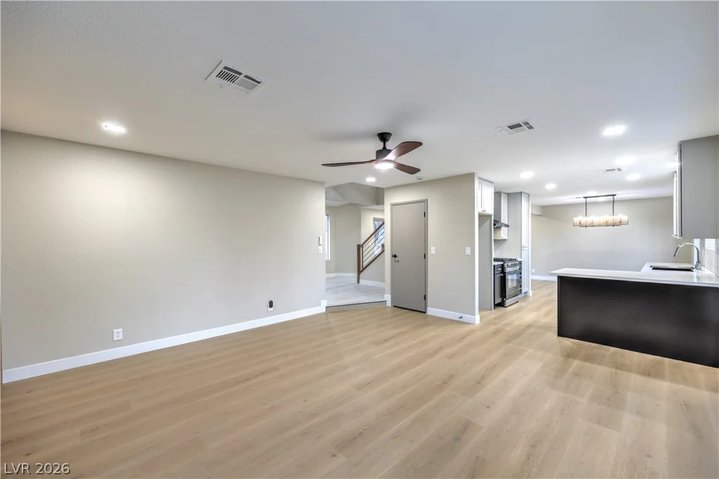 4617 Pacer, North Las Vegas, NV 89031