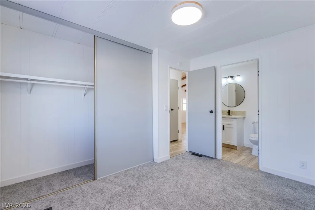 3230 La Barca, Las Vegas, NV 89122
