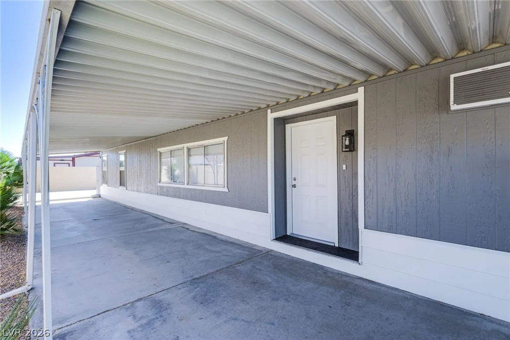 3230 La Barca, Las Vegas, NV 89122