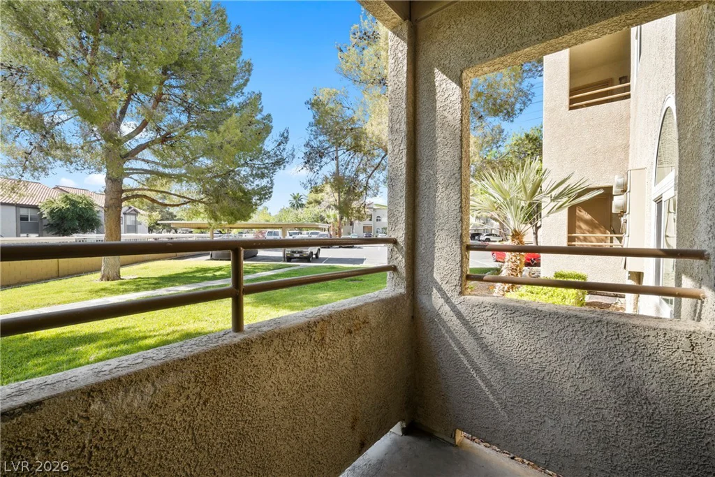 3145 Flamingo, Las Vegas, NV 89121