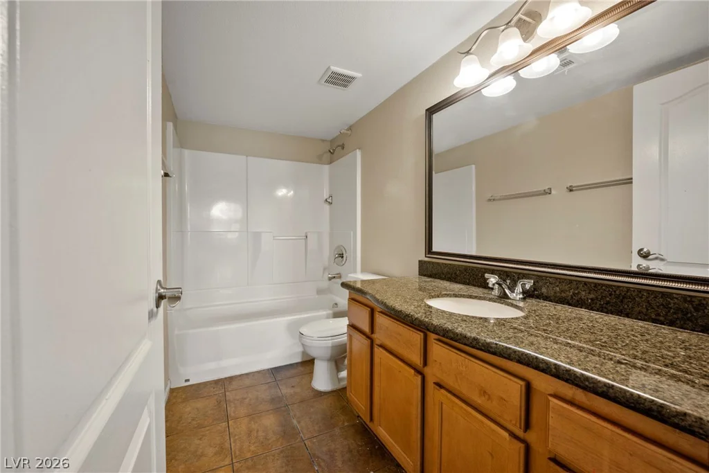 3145 Flamingo, Las Vegas, NV 89121