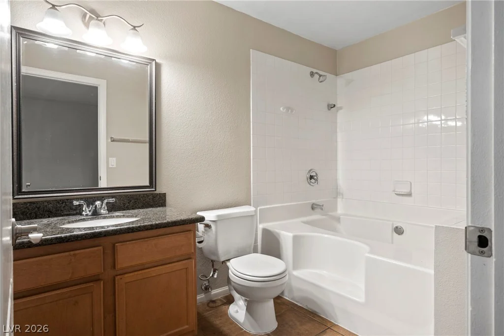 3145 Flamingo, Las Vegas, NV 89121