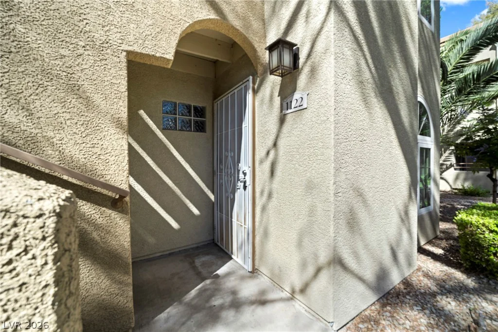3145 Flamingo, Las Vegas, NV 89121