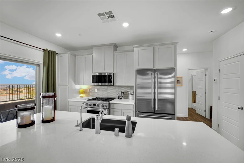 600 Carriage Hill, Las Vegas, NV 89138
