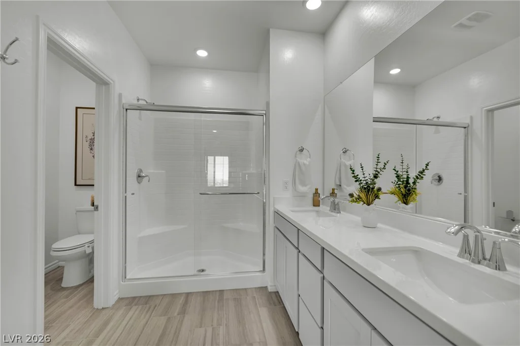 600 Carriage Hill, Las Vegas, NV 89138