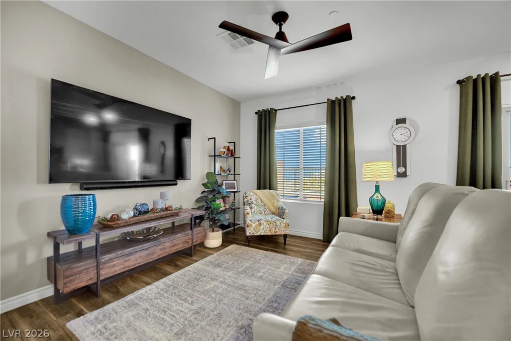 600 Carriage Hill, Las Vegas, NV 89138