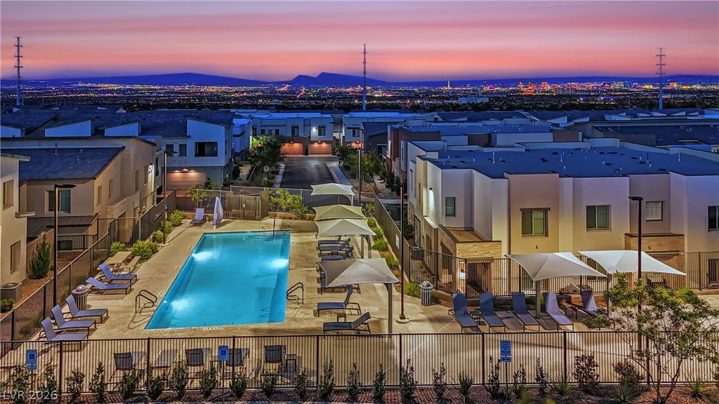 600 Carriage Hill, Las Vegas, NV 89138