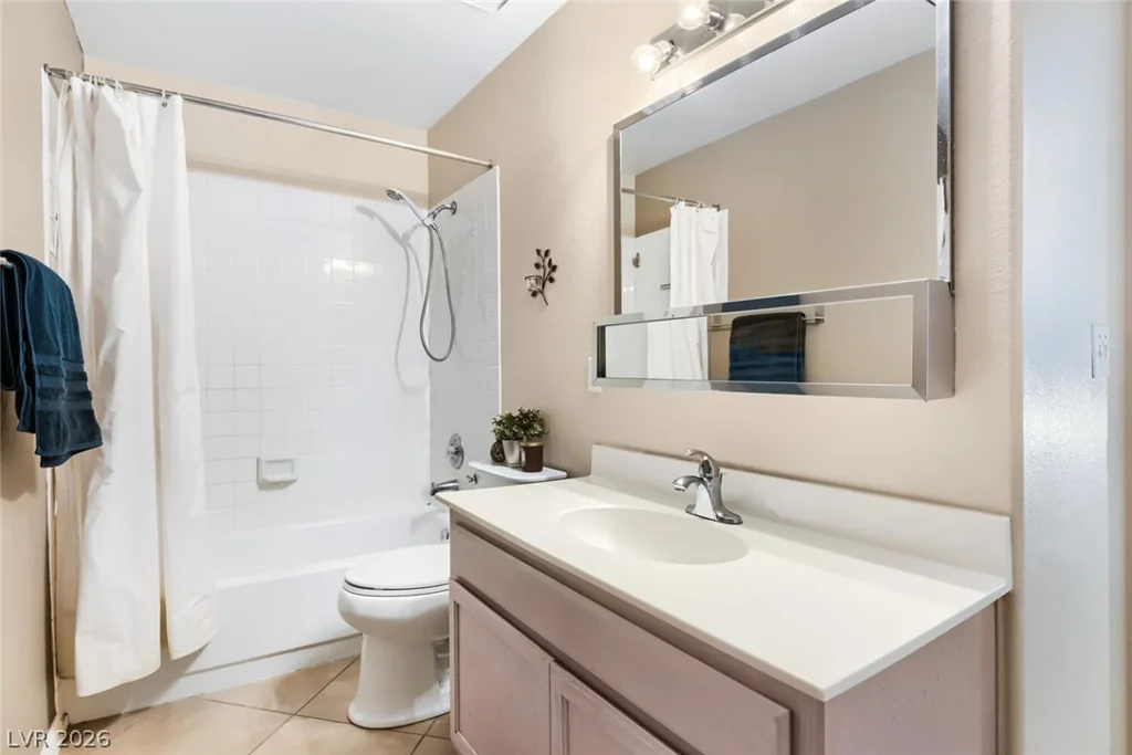 9271 Silver Arrow, Las Vegas, NV 89117