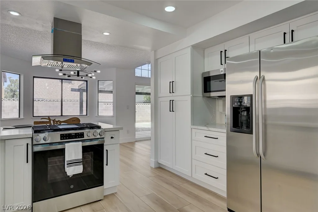 1702 Mapleleaf, Las Vegas, NV 89142