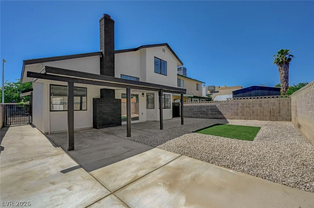 1702 Mapleleaf, Las Vegas, NV 89142