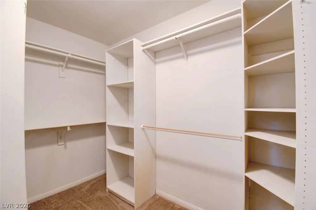 8221 Hollister, Las Vegas, NV 89131
