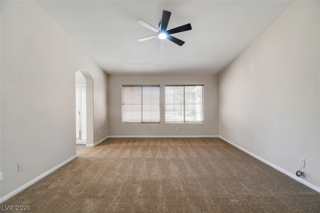 8221 Hollister, Las Vegas, NV 89131