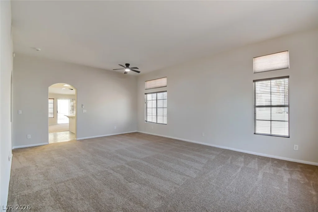 8221 Hollister, Las Vegas, NV 89131