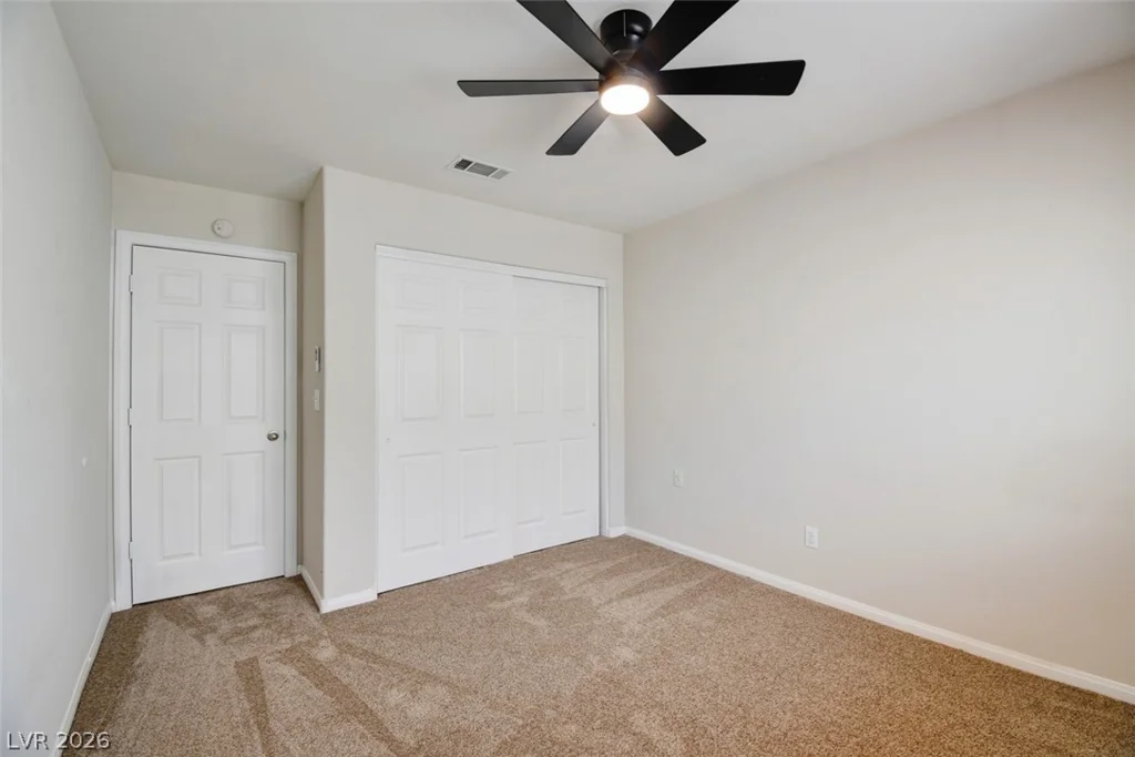 8221 Hollister, Las Vegas, NV 89131