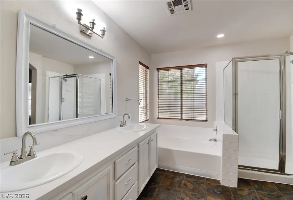 8221 Hollister, Las Vegas, NV 89131