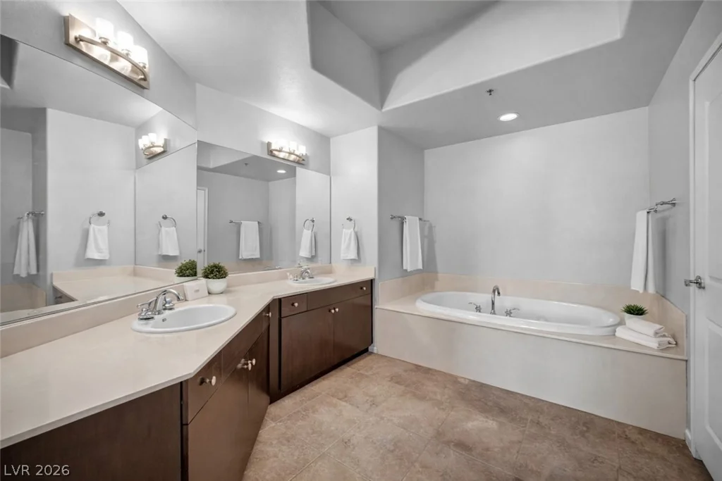 8255 Las Vegas, Las Vegas, NV 89123
