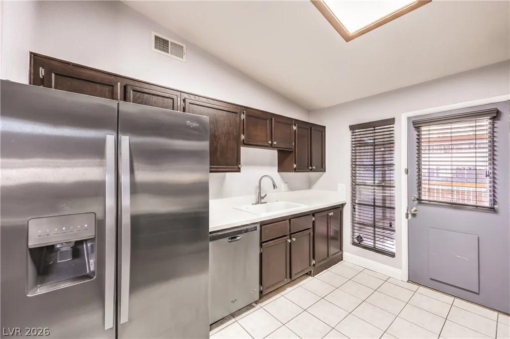 609 Callahan Point, Las Vegas, NV 89145
