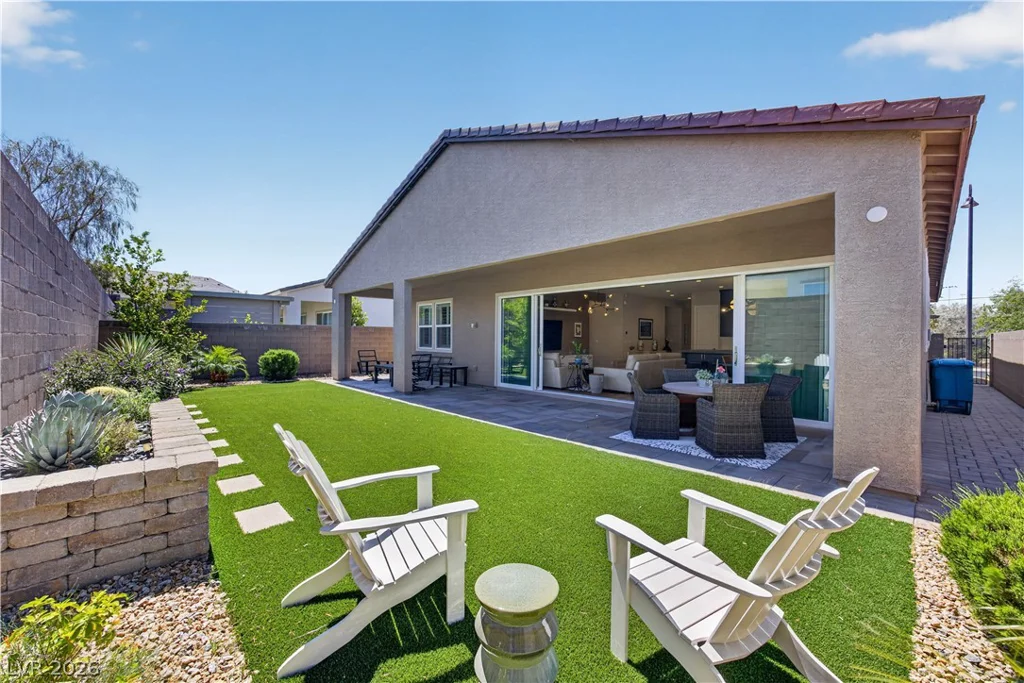 2706 Canvas Sky, Henderson, NV 89044