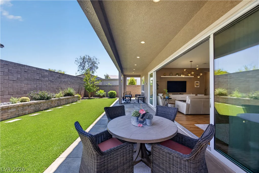 2706 Canvas Sky, Henderson, NV 89044