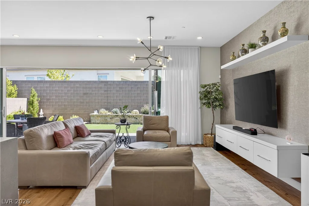 2706 Canvas Sky, Henderson, NV 89044