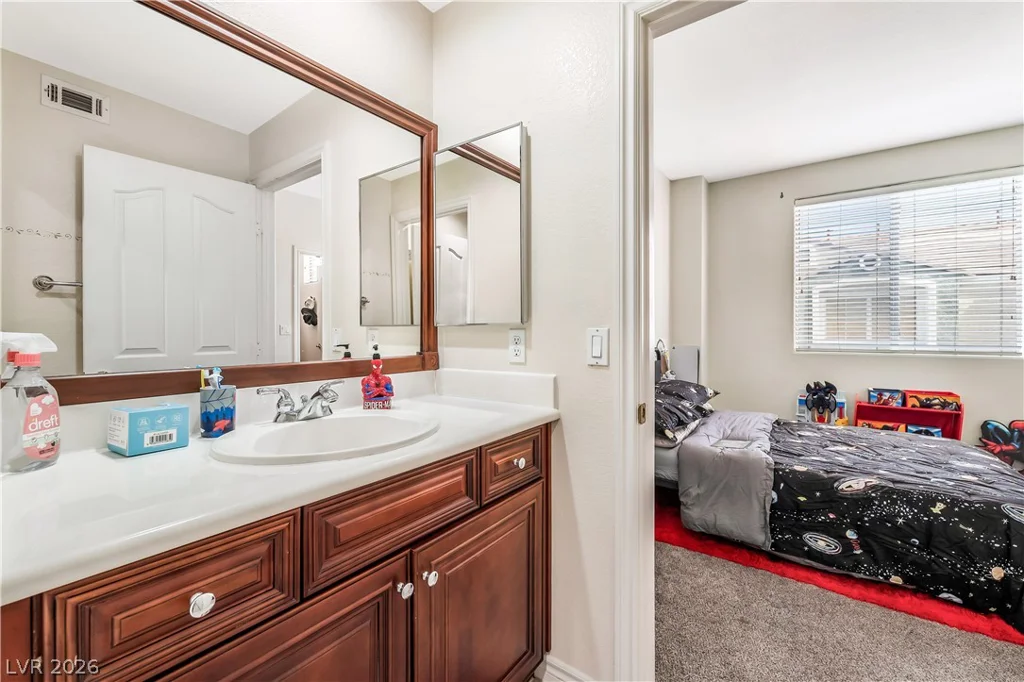 9125 Hampstead, Las Vegas, NV 89145