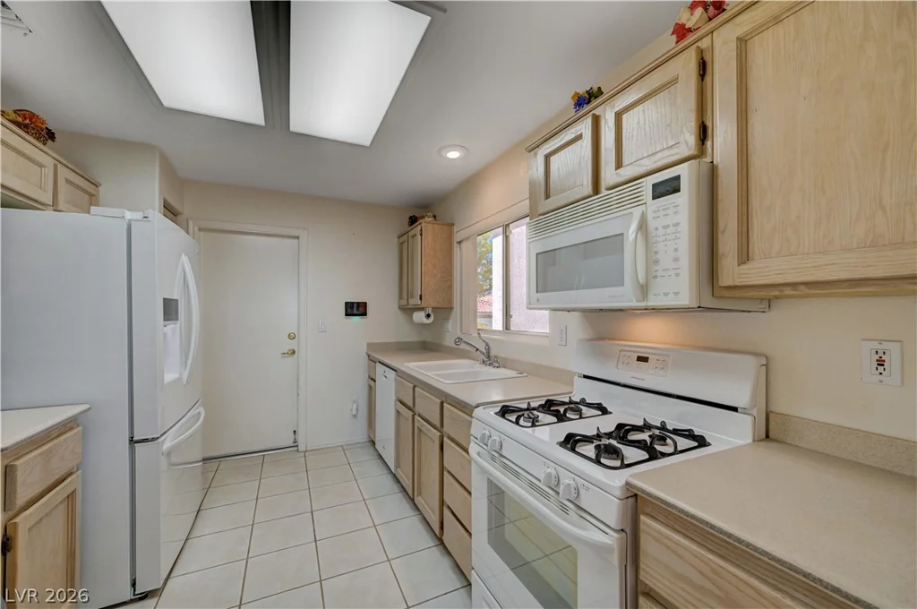10625 Mission Lakes, Las Vegas, NV 89134