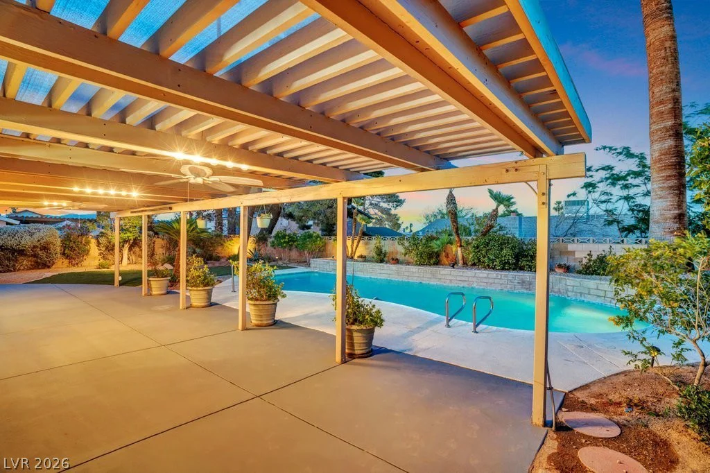 417 Davenport, Las Vegas, NV 89107