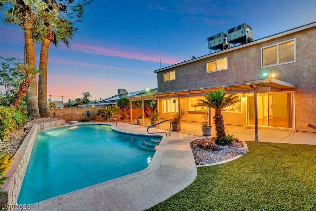417 Davenport, Las Vegas, NV 89107