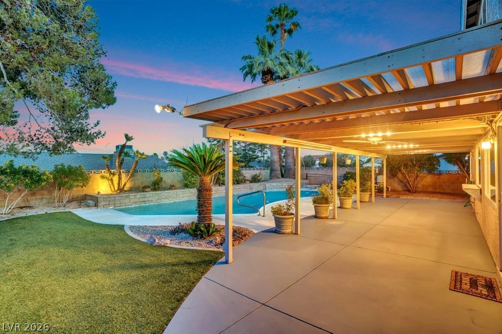 417 Davenport, Las Vegas, NV 89107