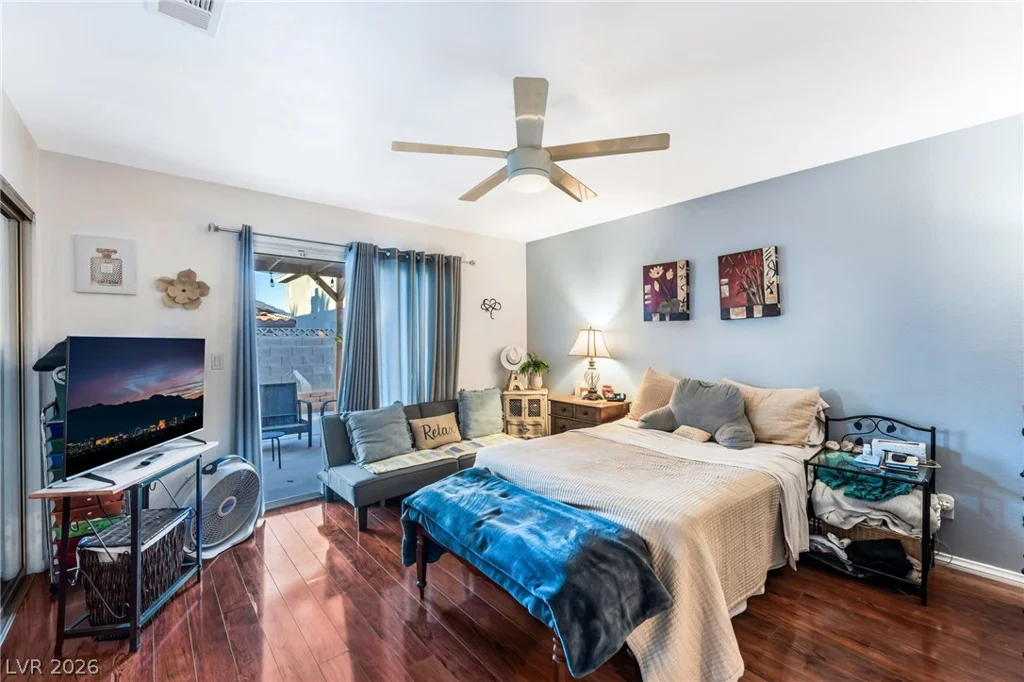 5942 Whispering Pine, Las Vegas, NV 89142