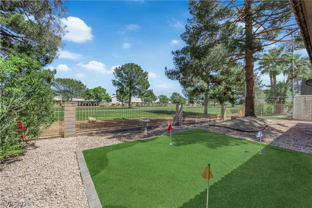 5336 Singing Hills, Las Vegas, NV 89130