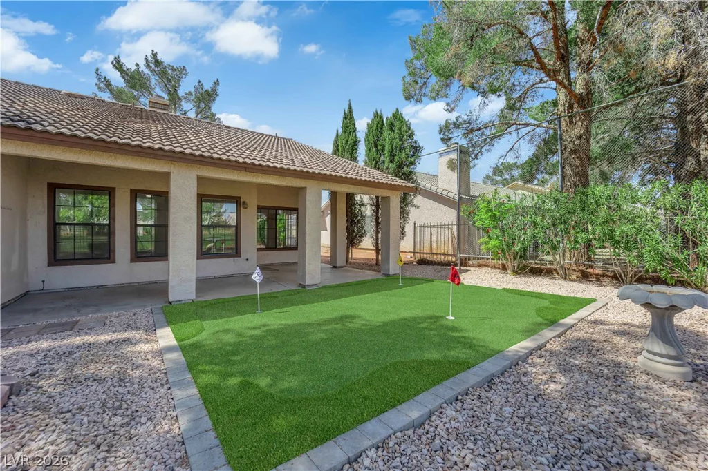 5336 Singing Hills, Las Vegas, NV 89130