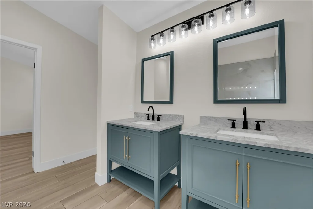 5336 Singing Hills, Las Vegas, NV 89130