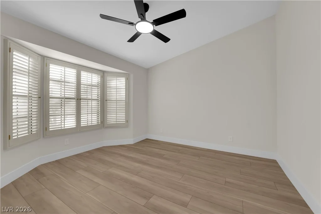 5336 Singing Hills, Las Vegas, NV 89130