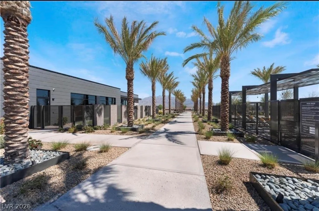 10026 Sangria Sunrise, Las Vegas, NV 89143