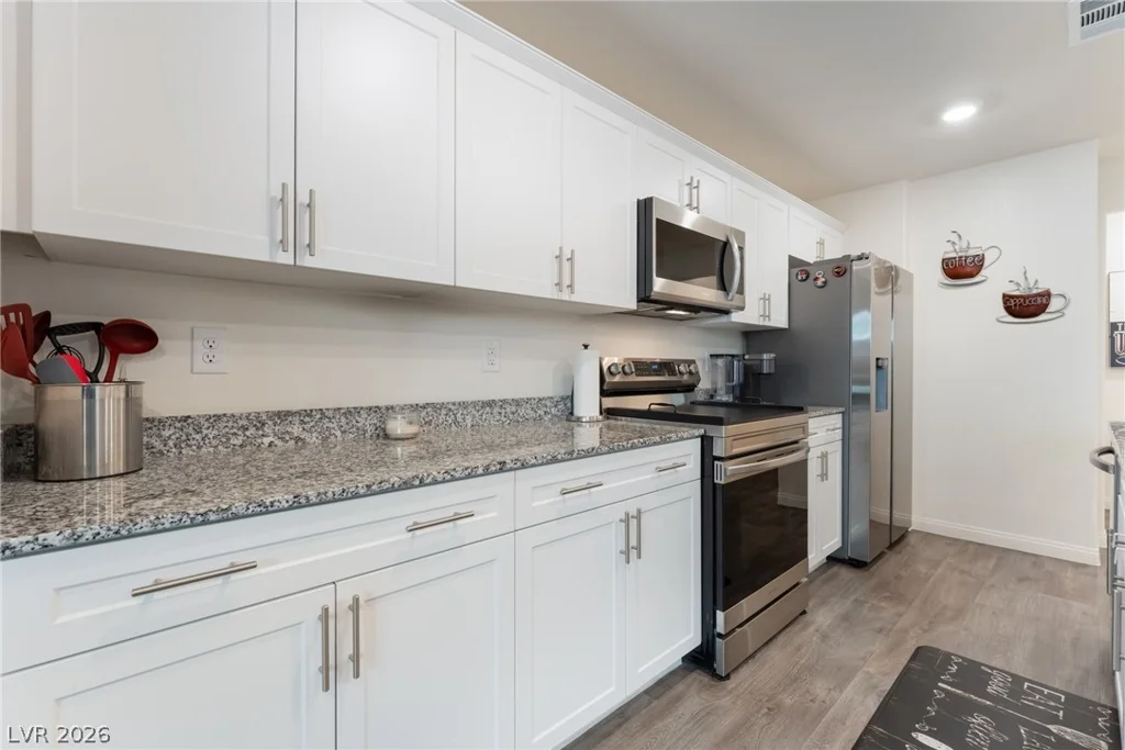 6867 Evening Orchid, North Las Vegas, NV 89086