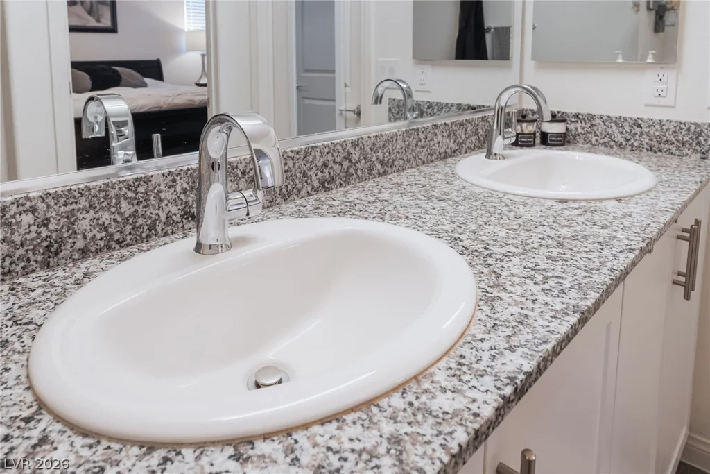 6867 Evening Orchid, North Las Vegas, NV 89086