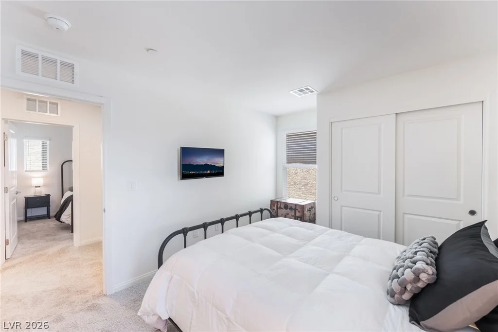 6867 Evening Orchid, North Las Vegas, NV 89086