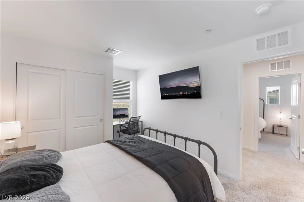 6867 Evening Orchid, North Las Vegas, NV 89086