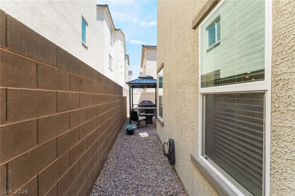 6867 Evening Orchid, North Las Vegas, NV 89086