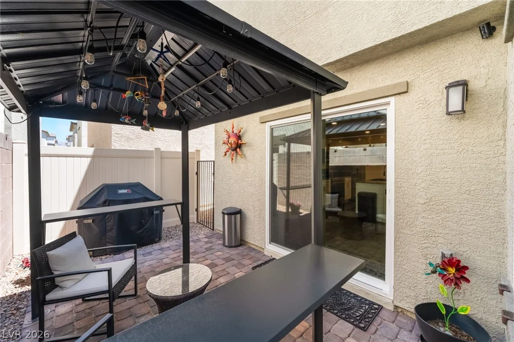 6867 Evening Orchid, North Las Vegas, NV 89086