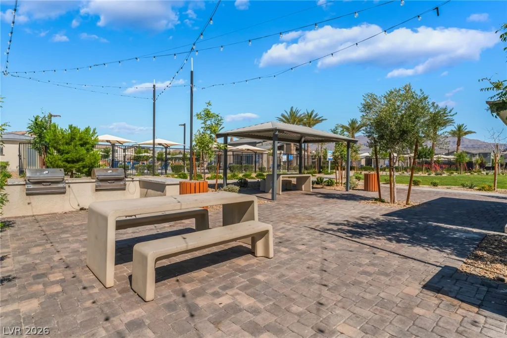 6867 Evening Orchid, North Las Vegas, NV 89086