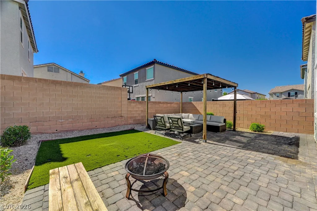 10621 Adobe Ranch, Las Vegas, NV 89141