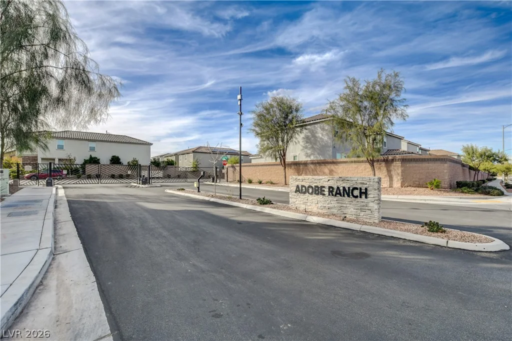 10621 Adobe Ranch, Las Vegas, NV 89141