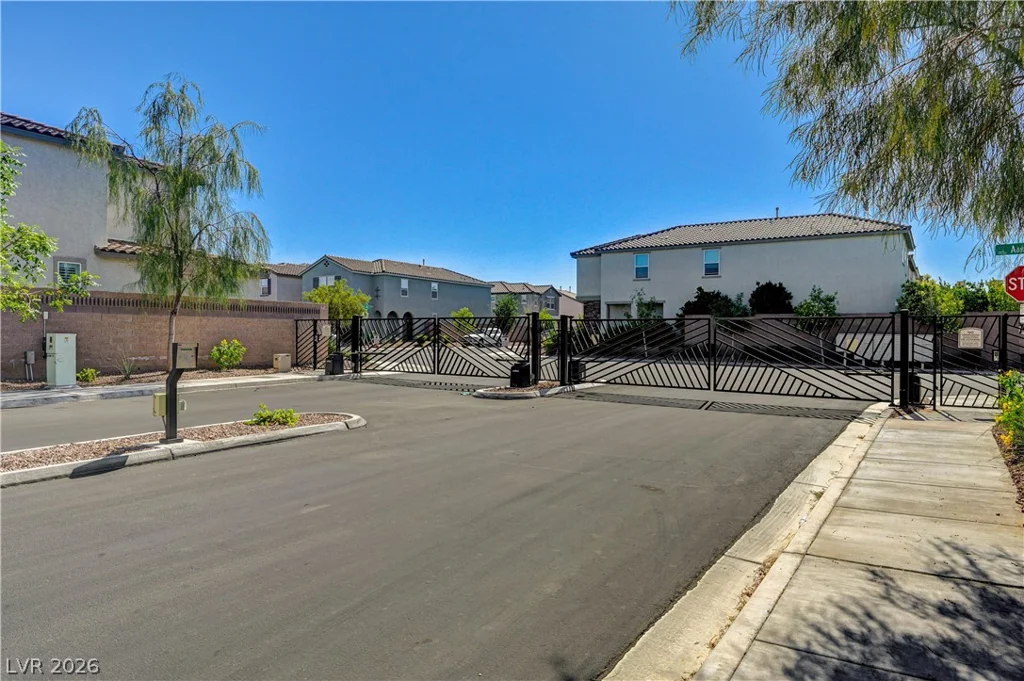 10621 Adobe Ranch, Las Vegas, NV 89141