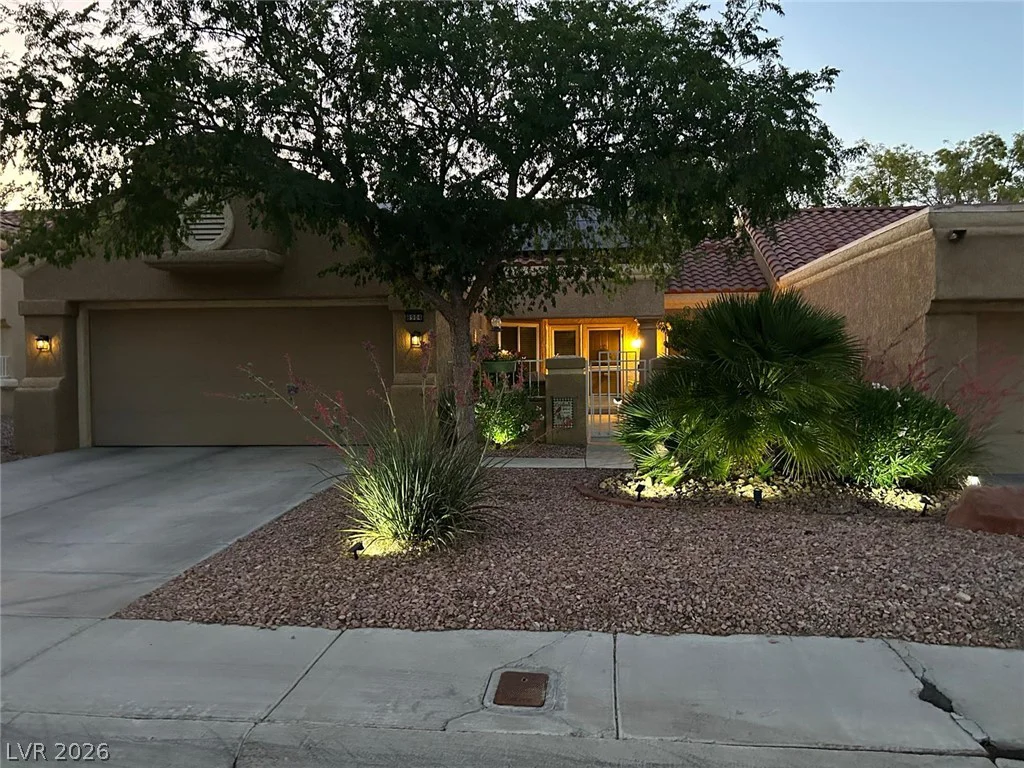 8904 Litchfield, Las Vegas, NV 89134
