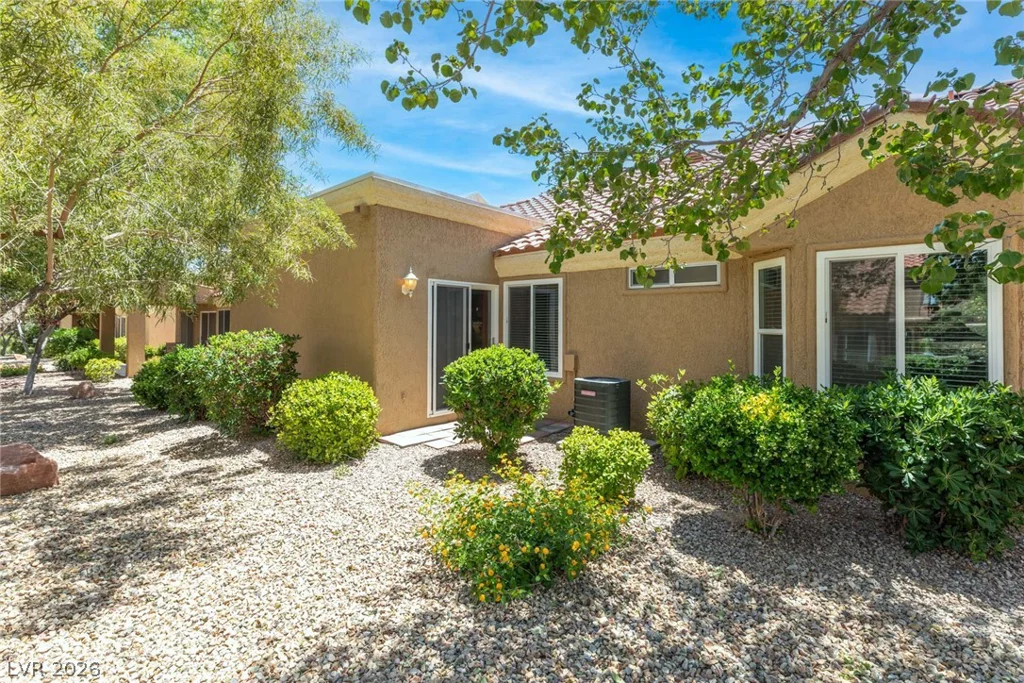 8904 Litchfield, Las Vegas, NV 89134