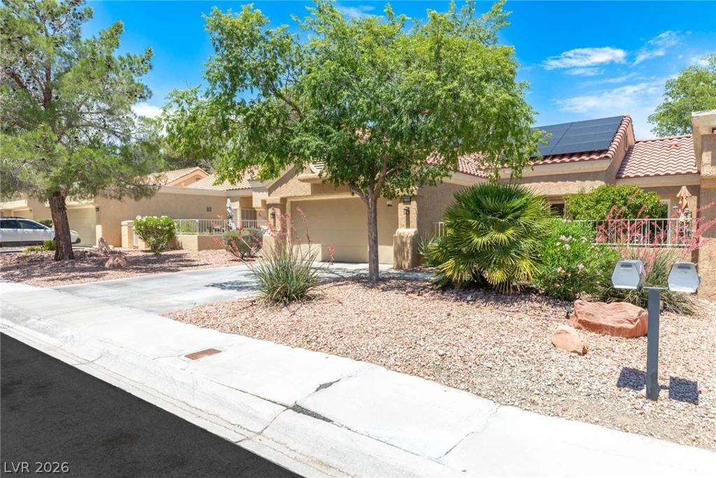 8904 Litchfield, Las Vegas, NV 89134