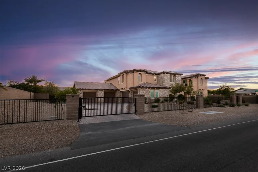 8615 Jerlyn, Las Vegas, NV 89113