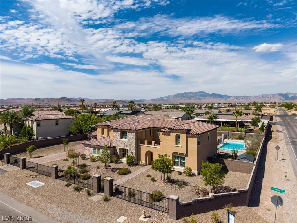 8615 Jerlyn, Las Vegas, NV 89113